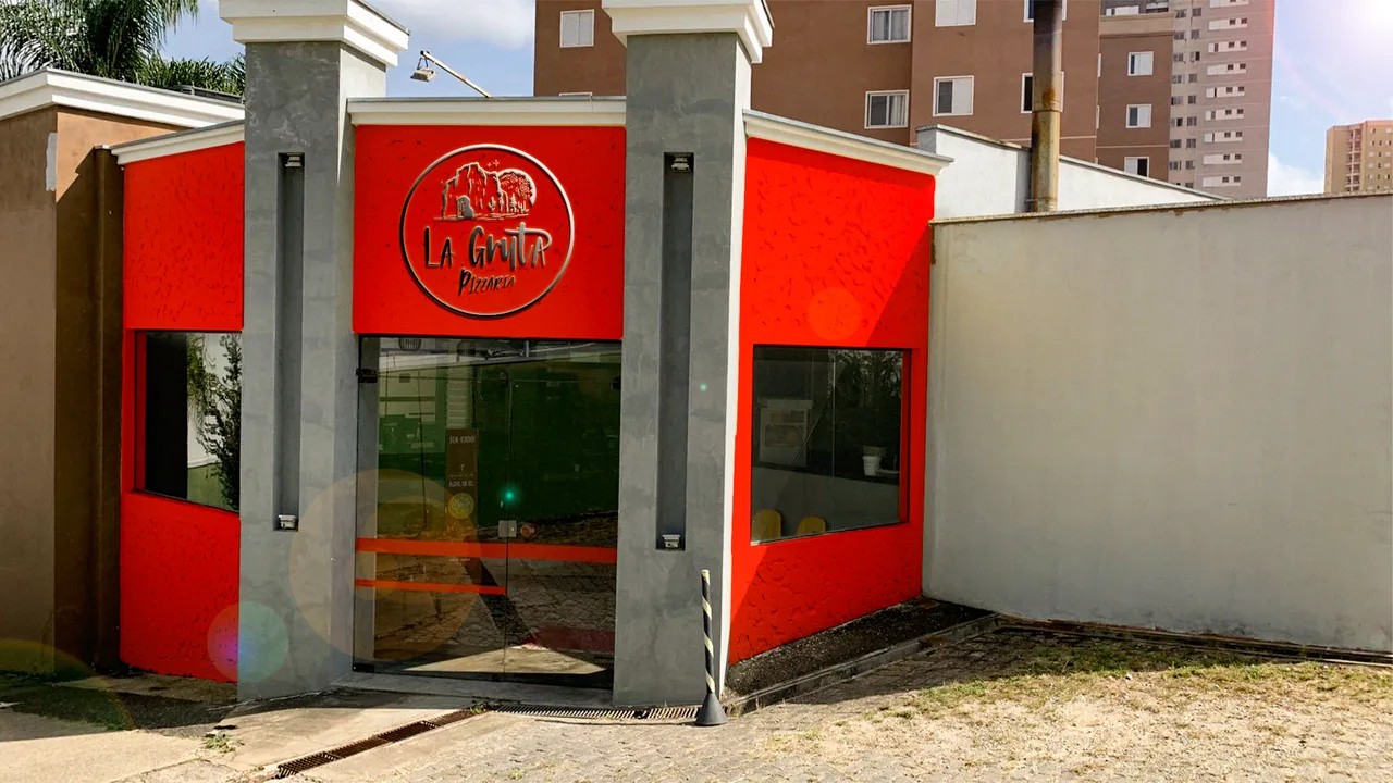 Proposta 1: fachada em vermelho — La Gruta Pizzaria